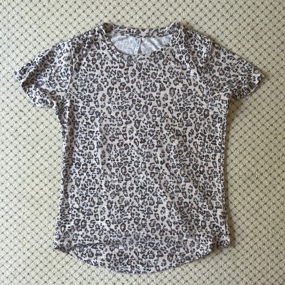 Z Supply cheetah print tee, super soft, size S